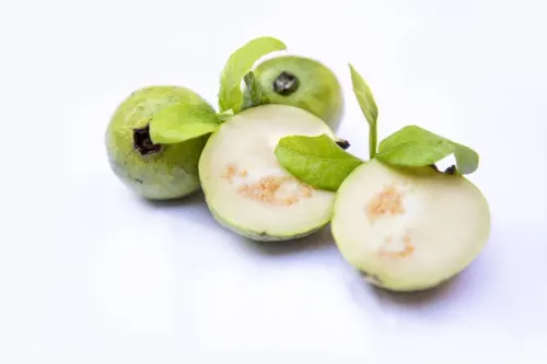 Guava (Amrud) - 500g from Imran