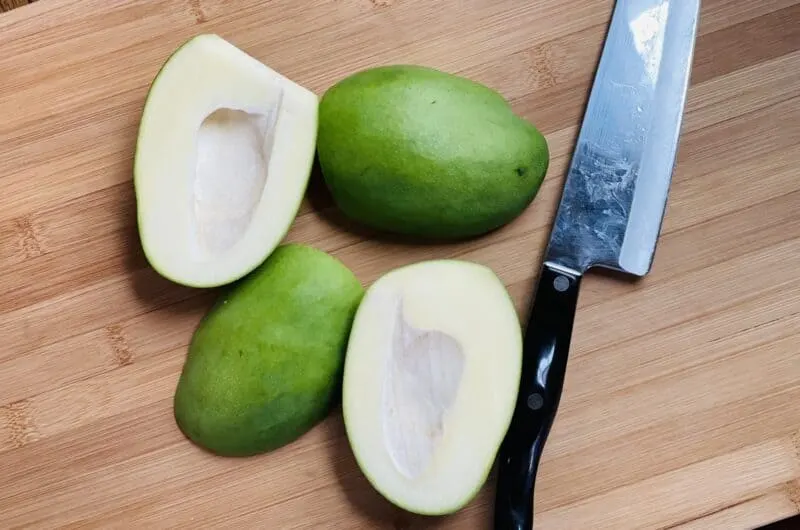 Raw Mango (Kachha Aam) For Pickle (500gm) - From Green Garden