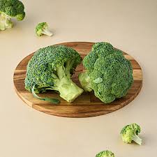 Broccoli (Hari Gobhi) - (500gm) From Fresh Farm