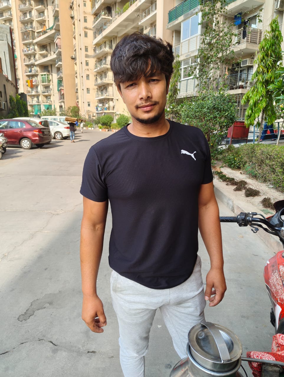 Naveen 